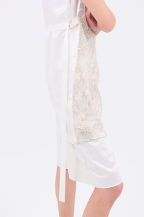 Seem flower lace sleeveless tops (Ivory)