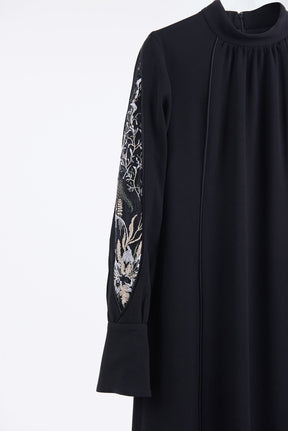 Petal sleeve lace dress (Black)｜予約商品 5月末お届け