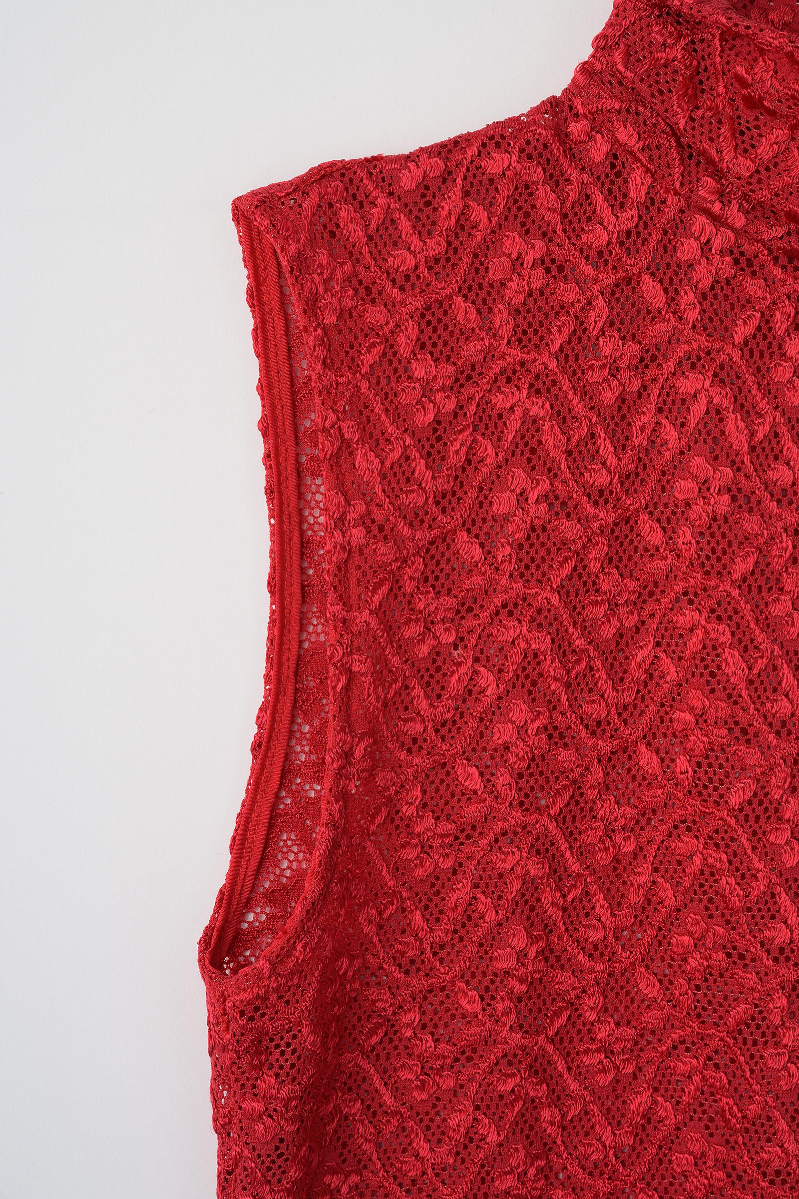 Stretch lace sleeveless top (Red)