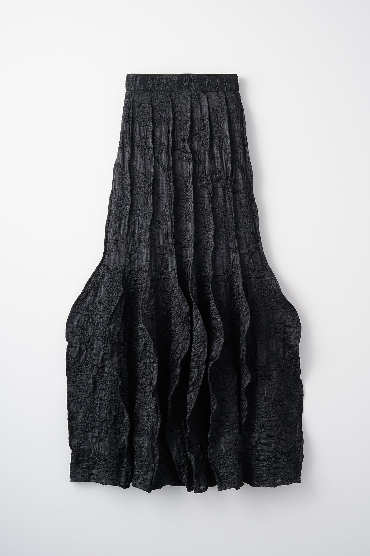 "Inflate" petal skirt (Black)