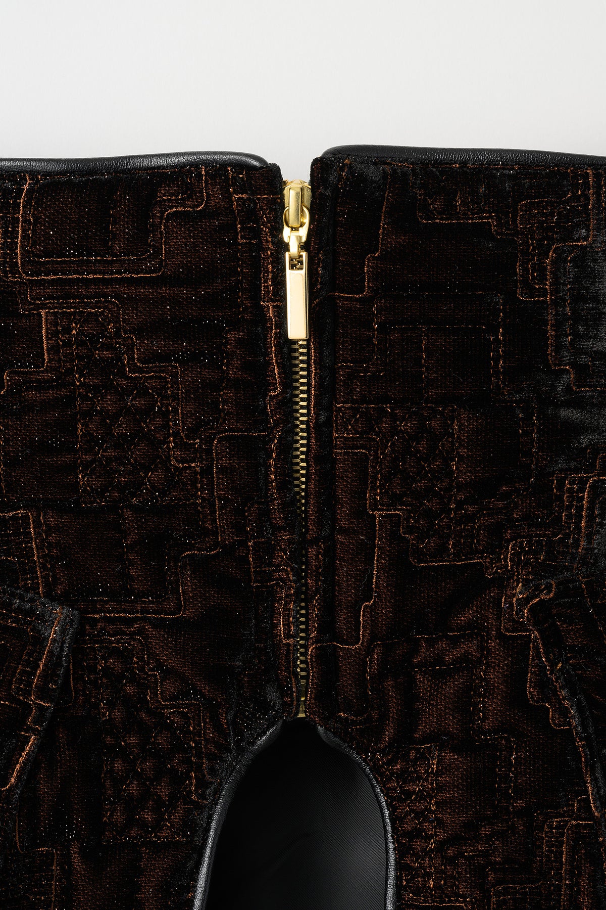 Symbolic embroidery velvet corset (Brown)