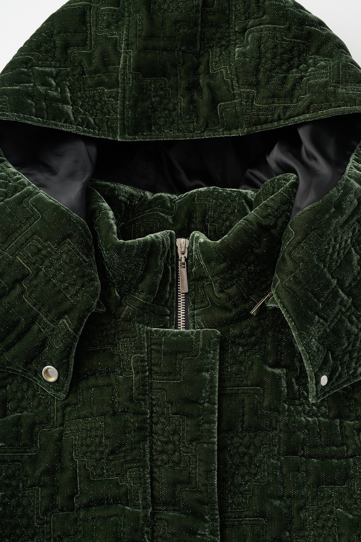 Symbolic embroidery velvet sleeveless jacket (Green)
