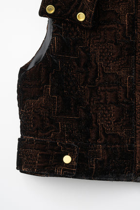 Symbolic embroidery velvet sleeveless jacket (Brown)