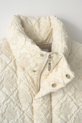 Dahlia shrinking embroidery down jacket (Ivory)