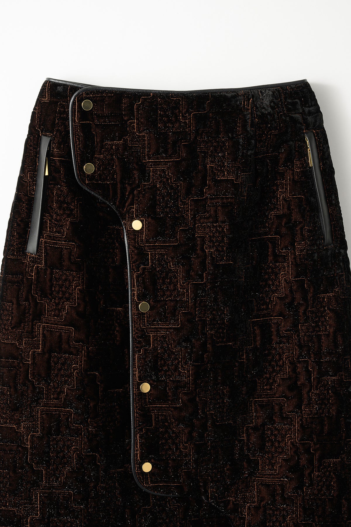 Symbolic embroidery velvet skirt (Brown)