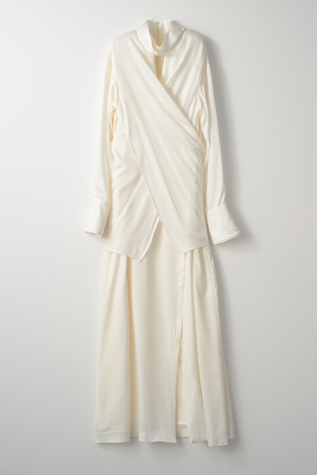 Framed embroidery wrap dress (White) 
