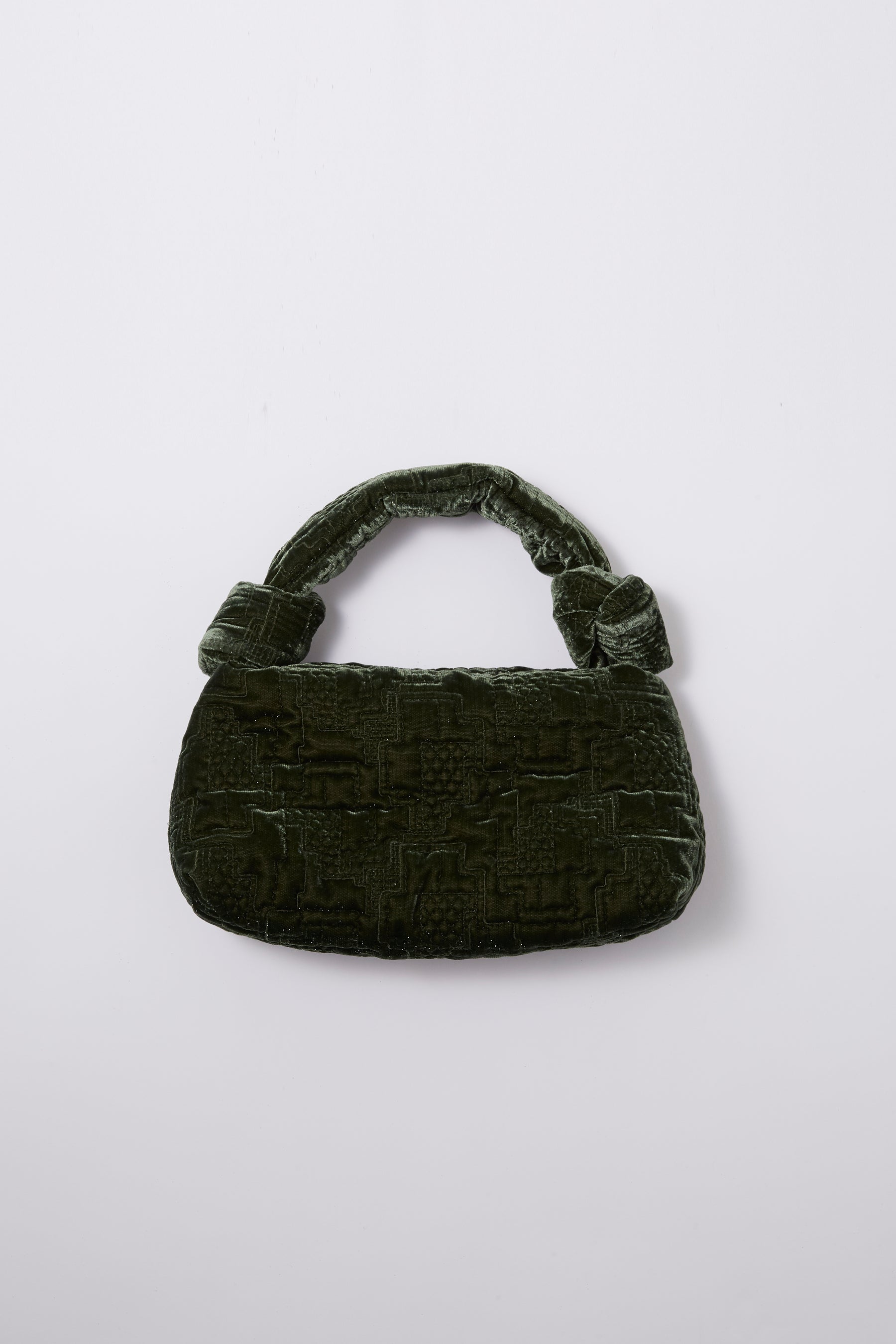 Symbolic embroidery velvet bag (Green)