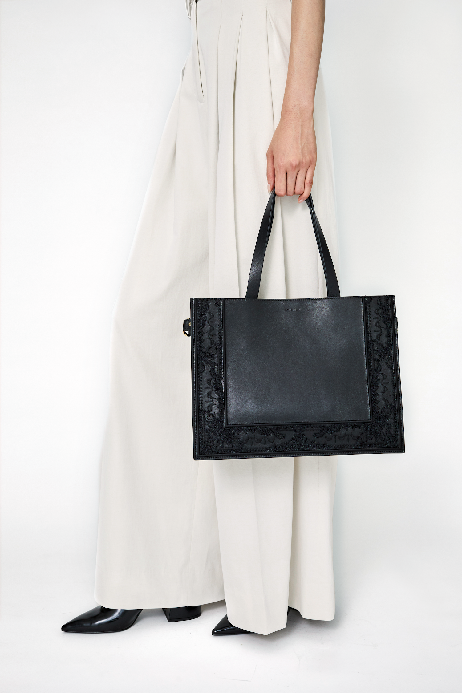 Framed embroidered leather tote bag Framed embroidered leather tote bag