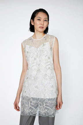 Seem flower lace sleeveless tops (Ivory)