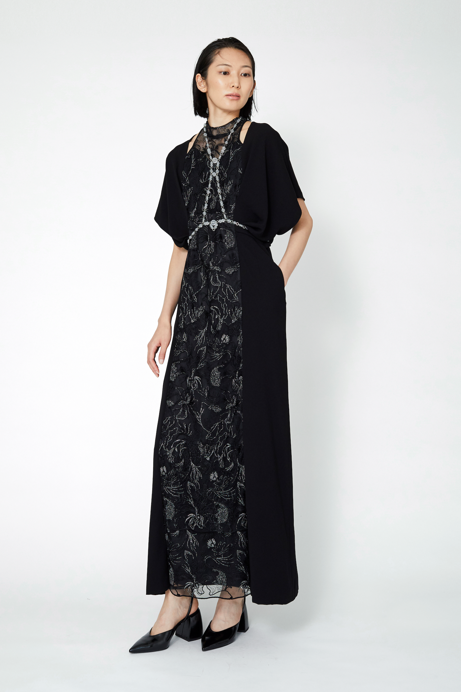 Seem flower lace dress (Black)