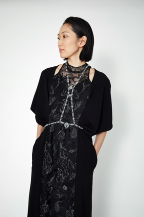 Seem flower lace dress (Black)