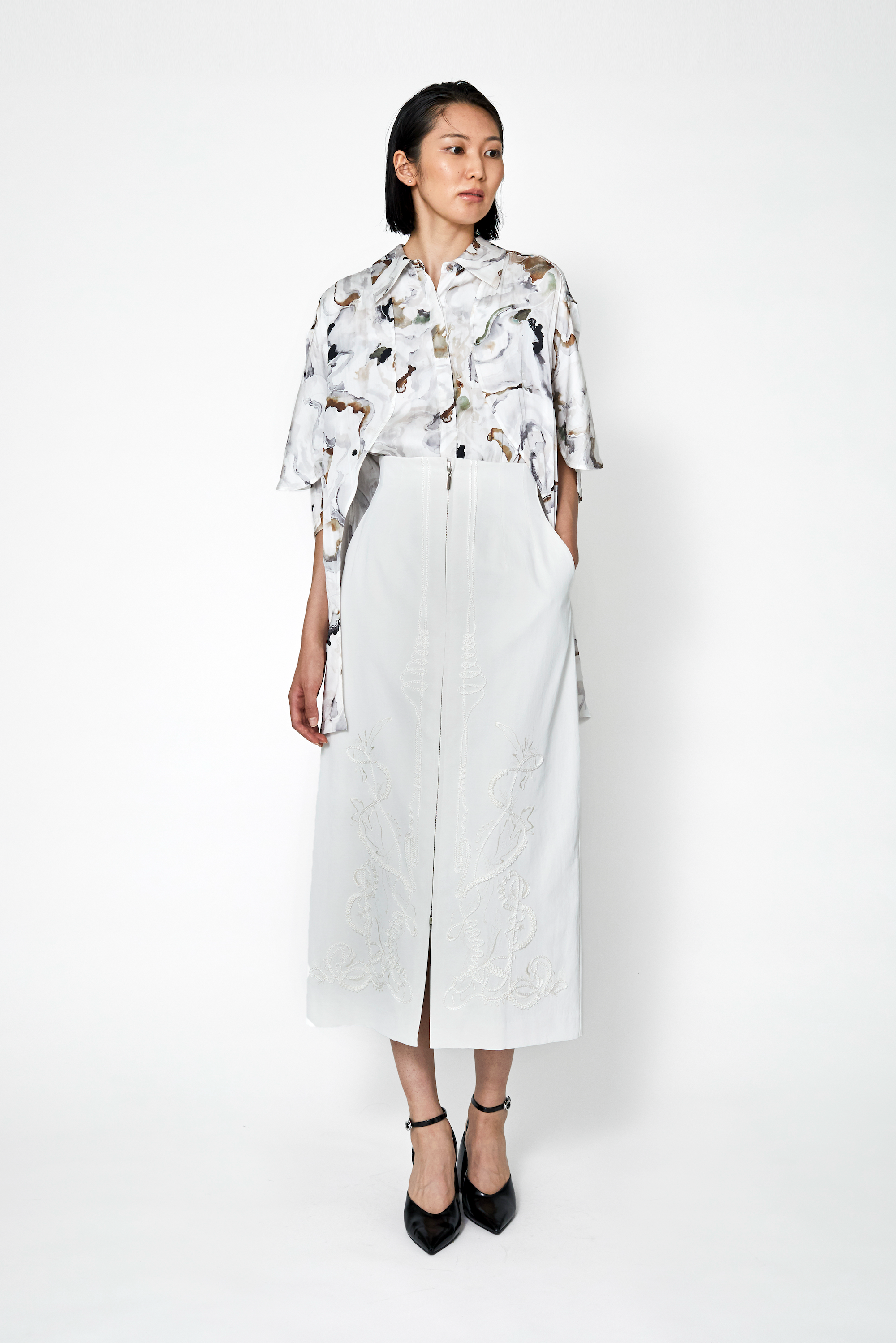 Cucurbita embroidered skirt (White) Cucurbita embroidered skirt (White)