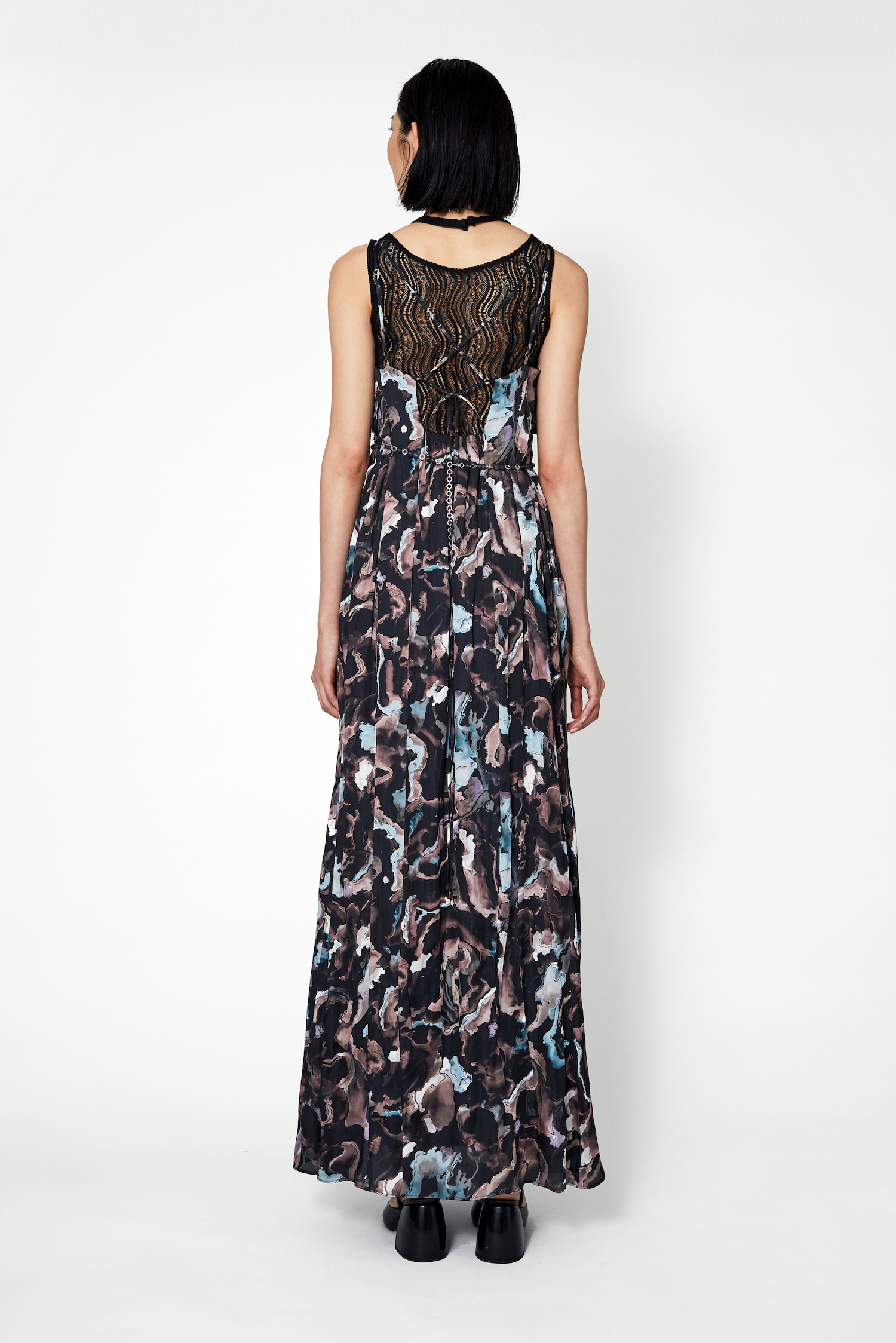 Stretch lace sleeveless tops (Black)