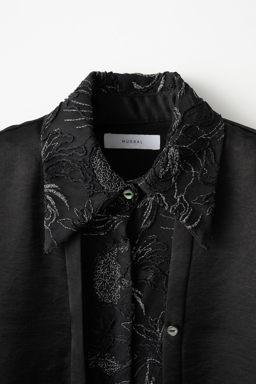 Seem flower lace shirt (Black)