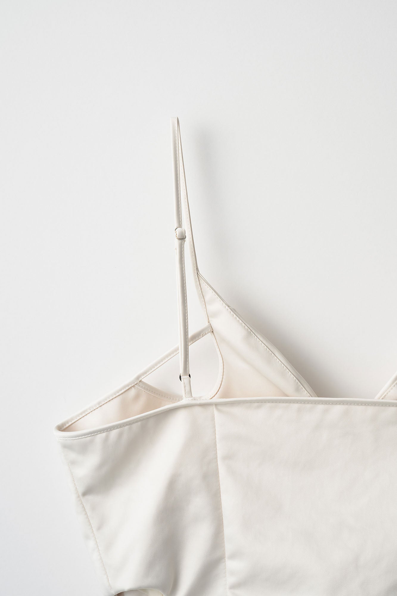 Geum rivale bustier (Ivory)