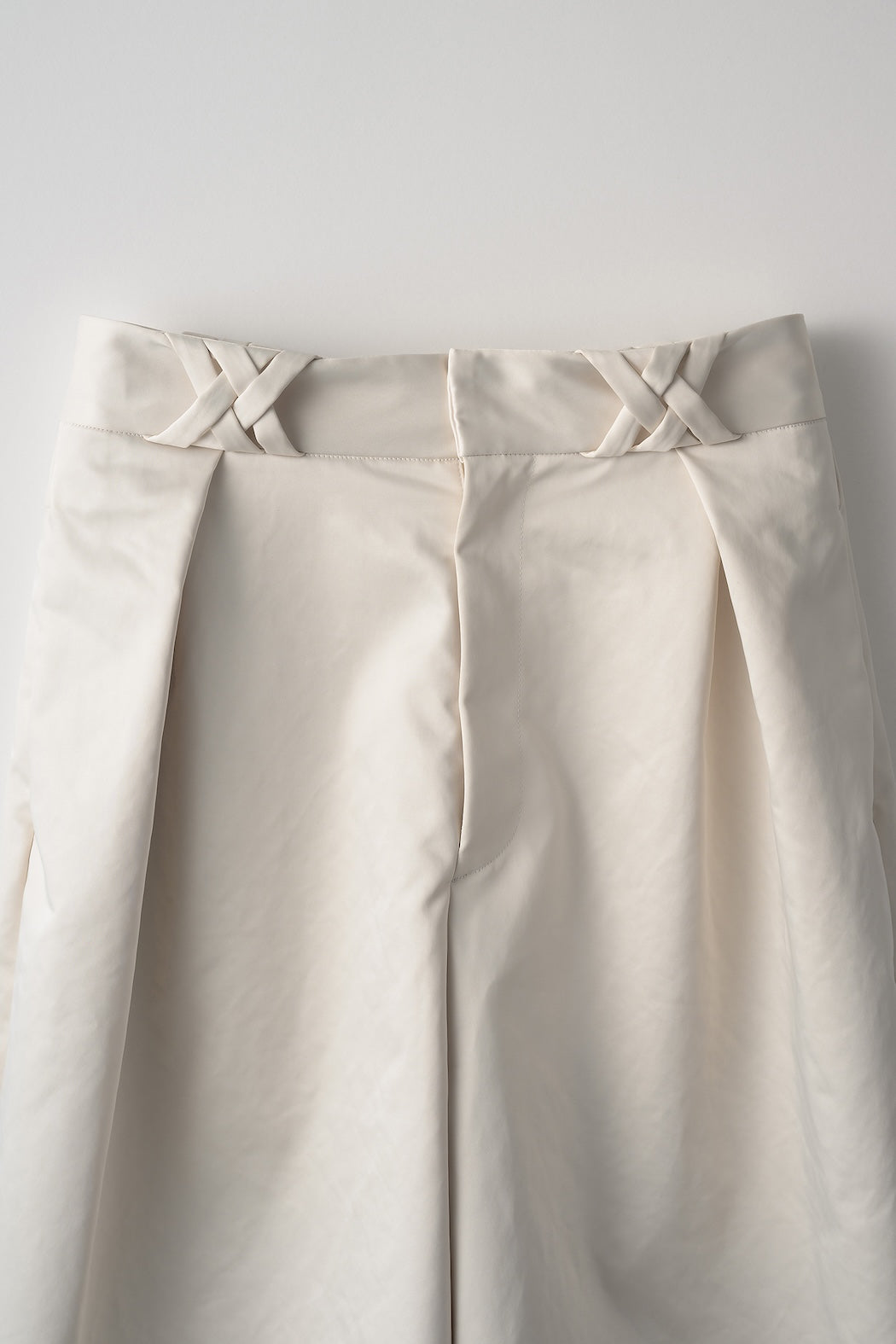 Ivy half slacks (Ivory)