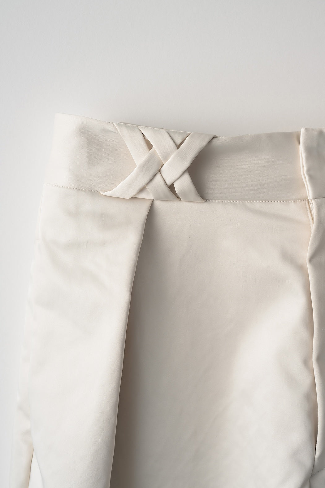 Ivy half slacks (Ivory)