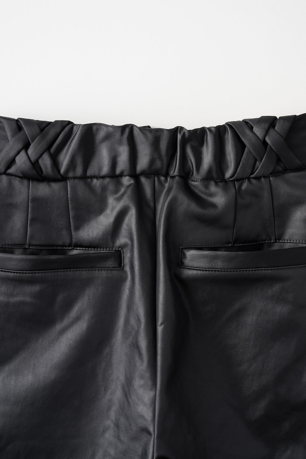 Ivy half slacks (Black)