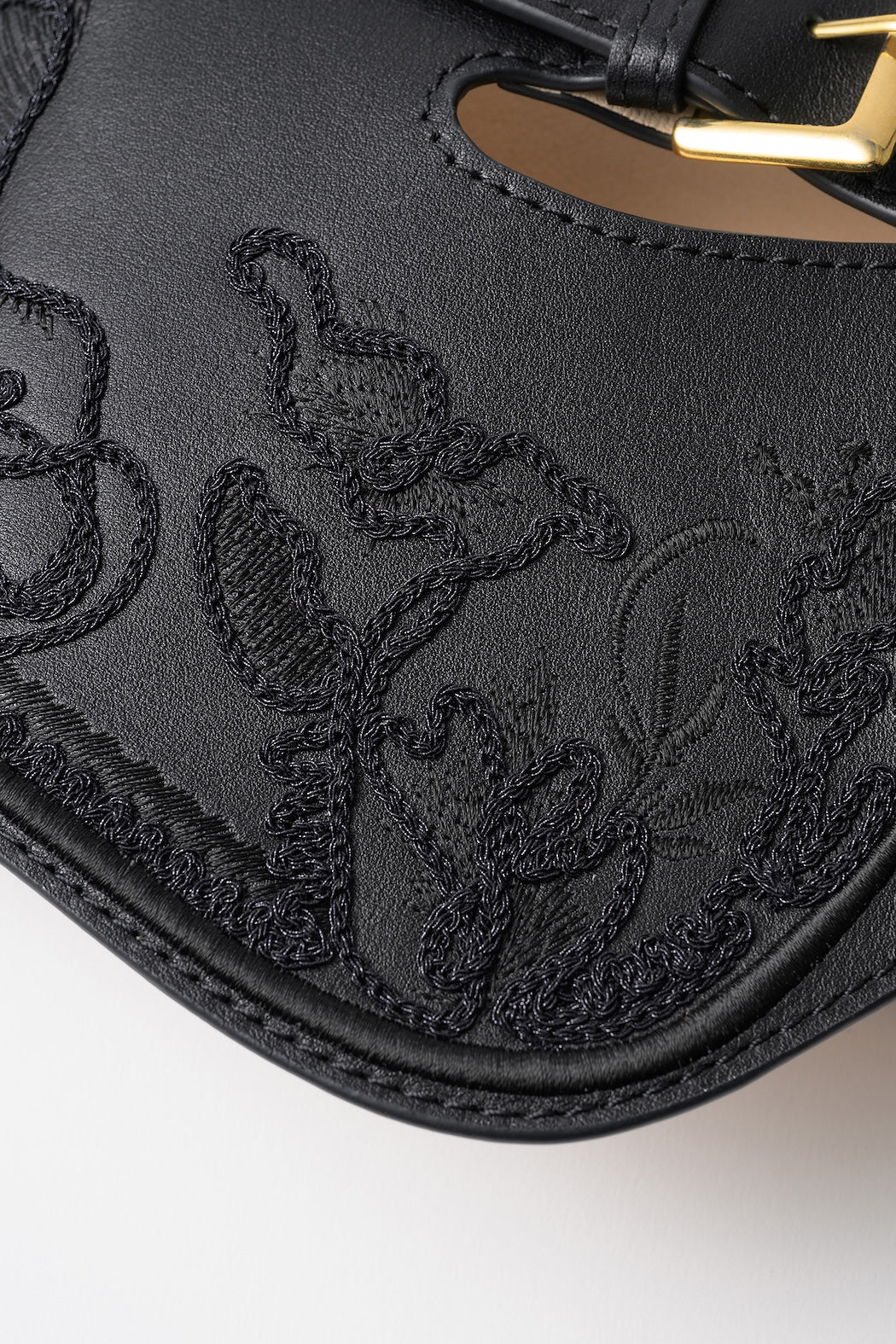 Framed embroidered leather belt (Black)