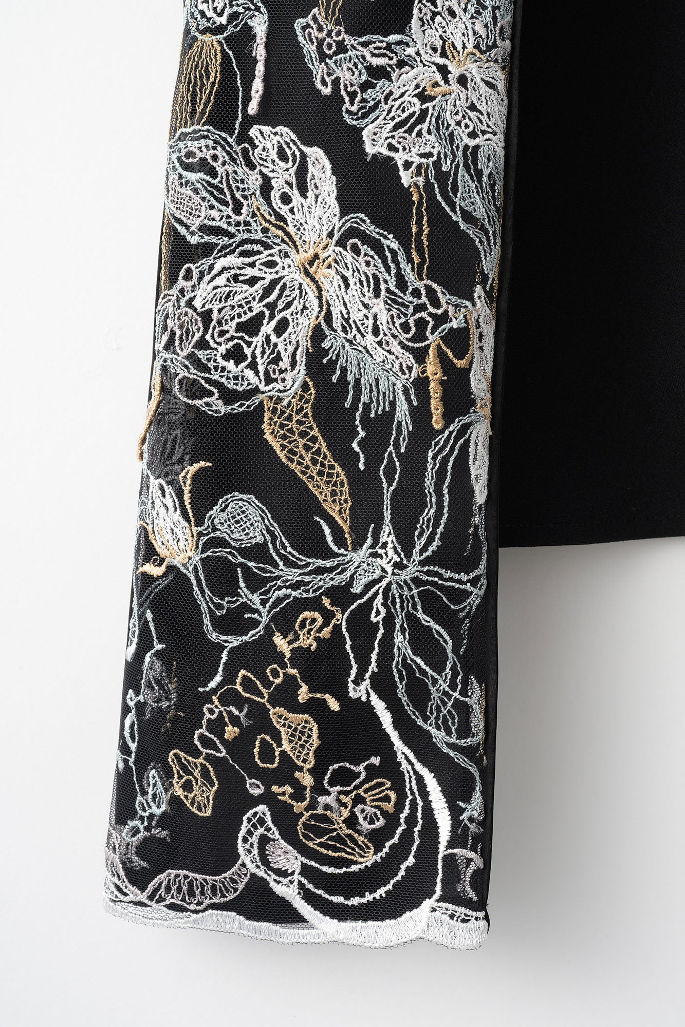 Tears flower lace tops (Black)