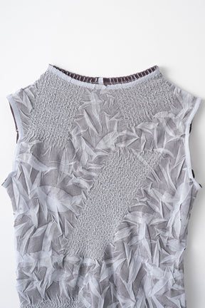 Crumpled sleeveless tops (Gray)