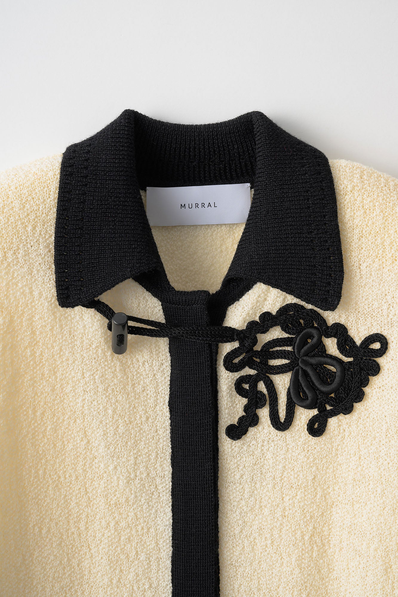 Trillium embroidered knit shirt cardigan (Ivory)