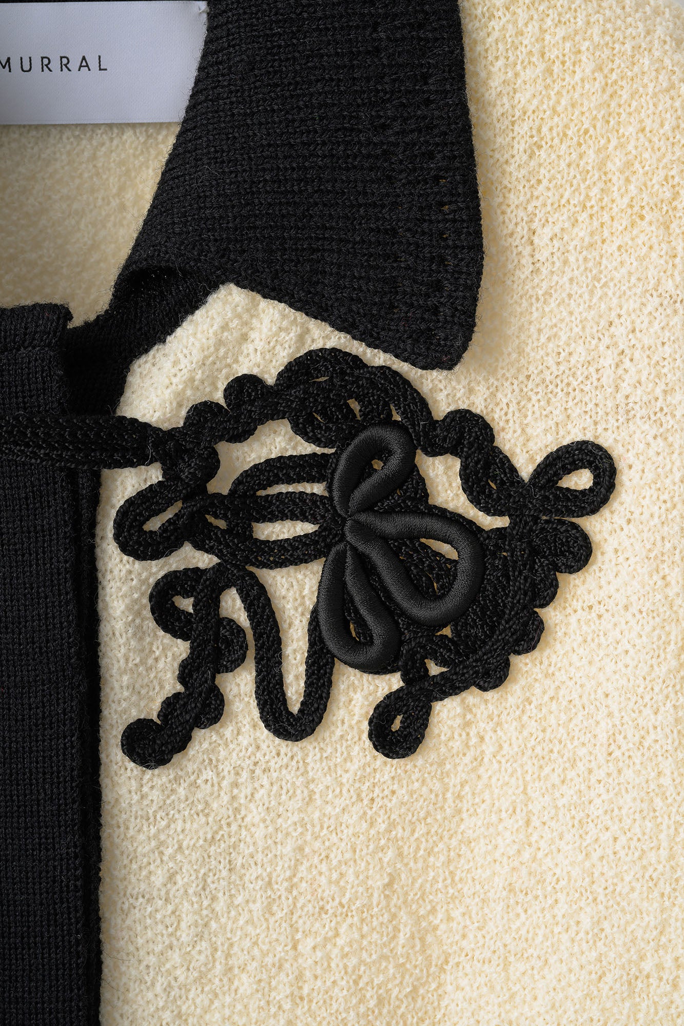 Trillium embroidered knit shirt cardigan (Ivory)