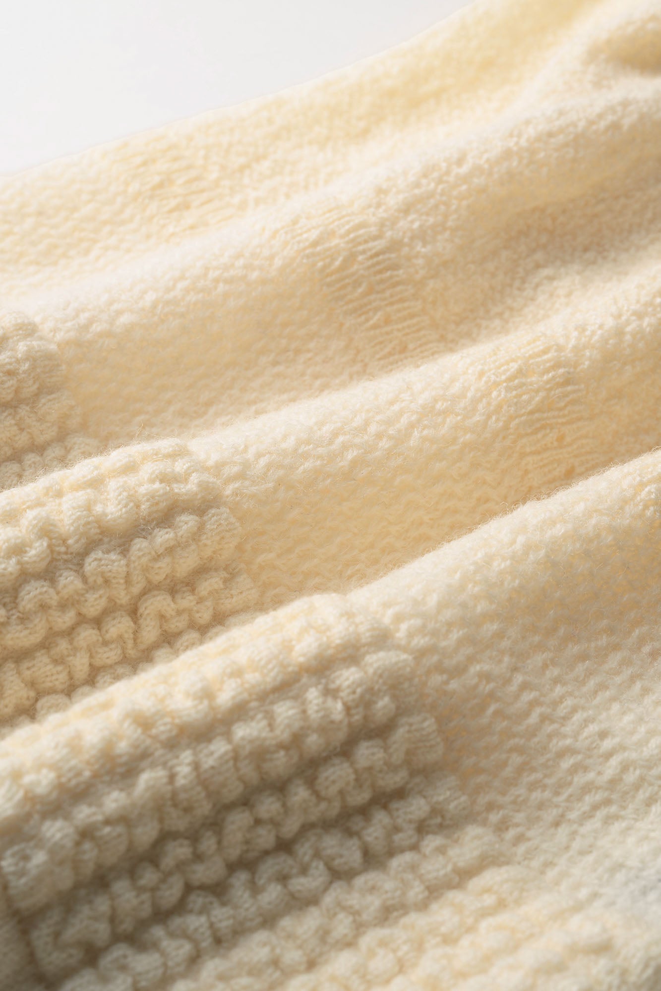 Trillium embroidered knit shirt cardigan (Ivory)