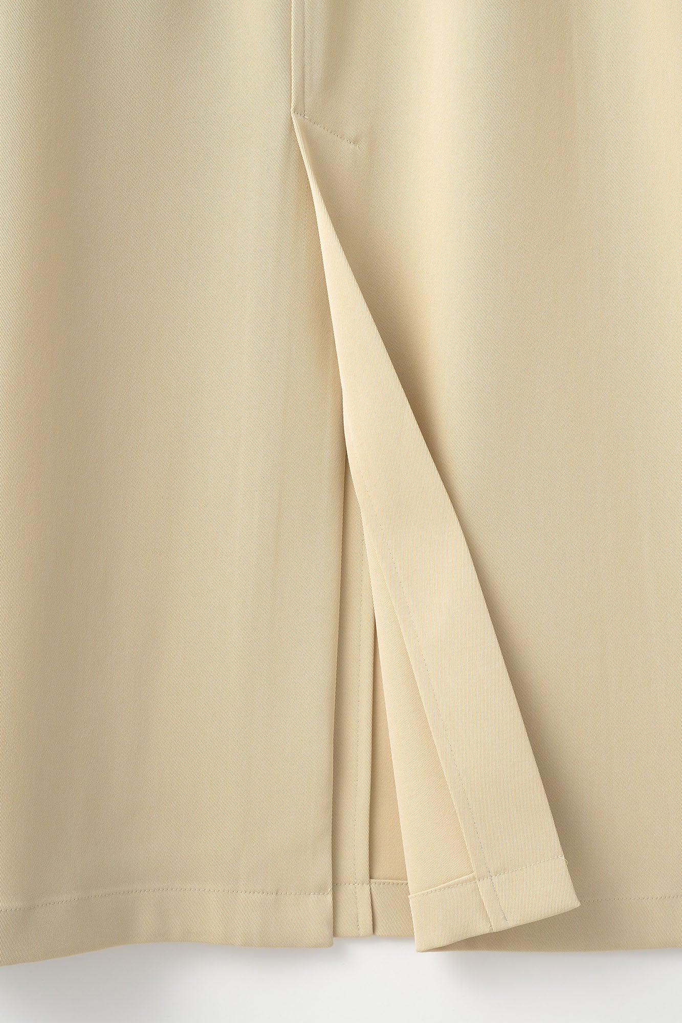 Gathered sleeve military coat (Beige)