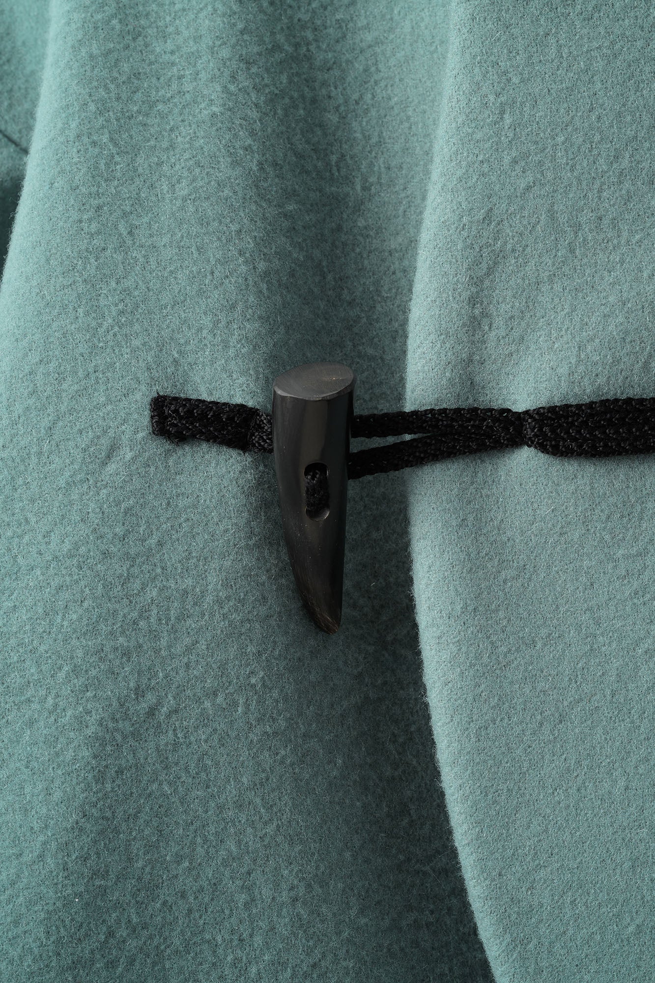 Trillium embroidered wool coat (Green)