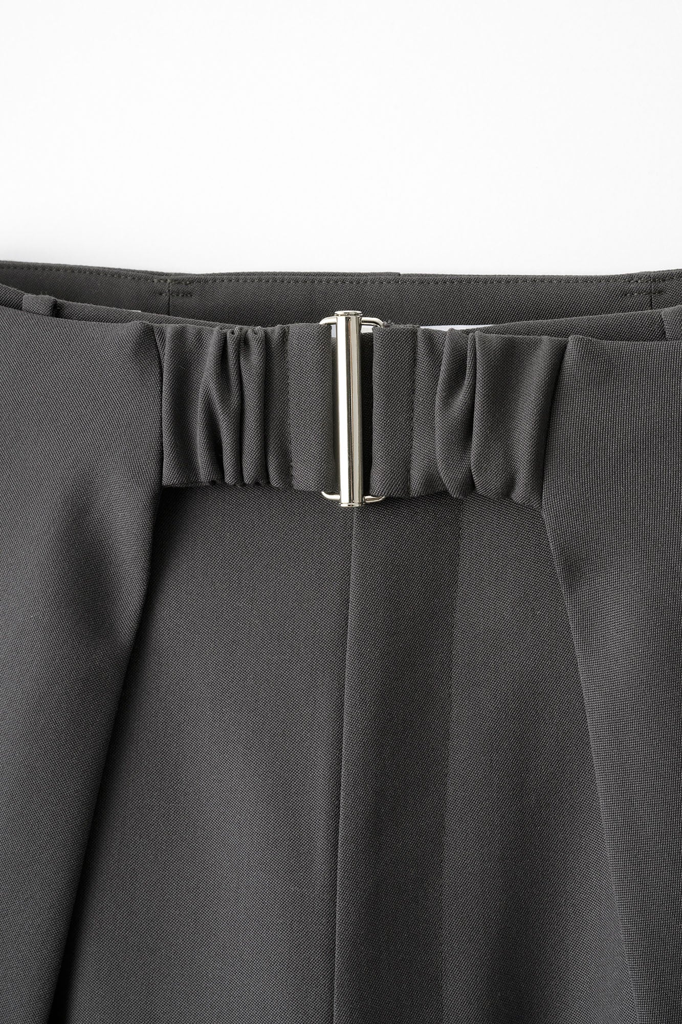 Tears flower lace slacks (Gray)