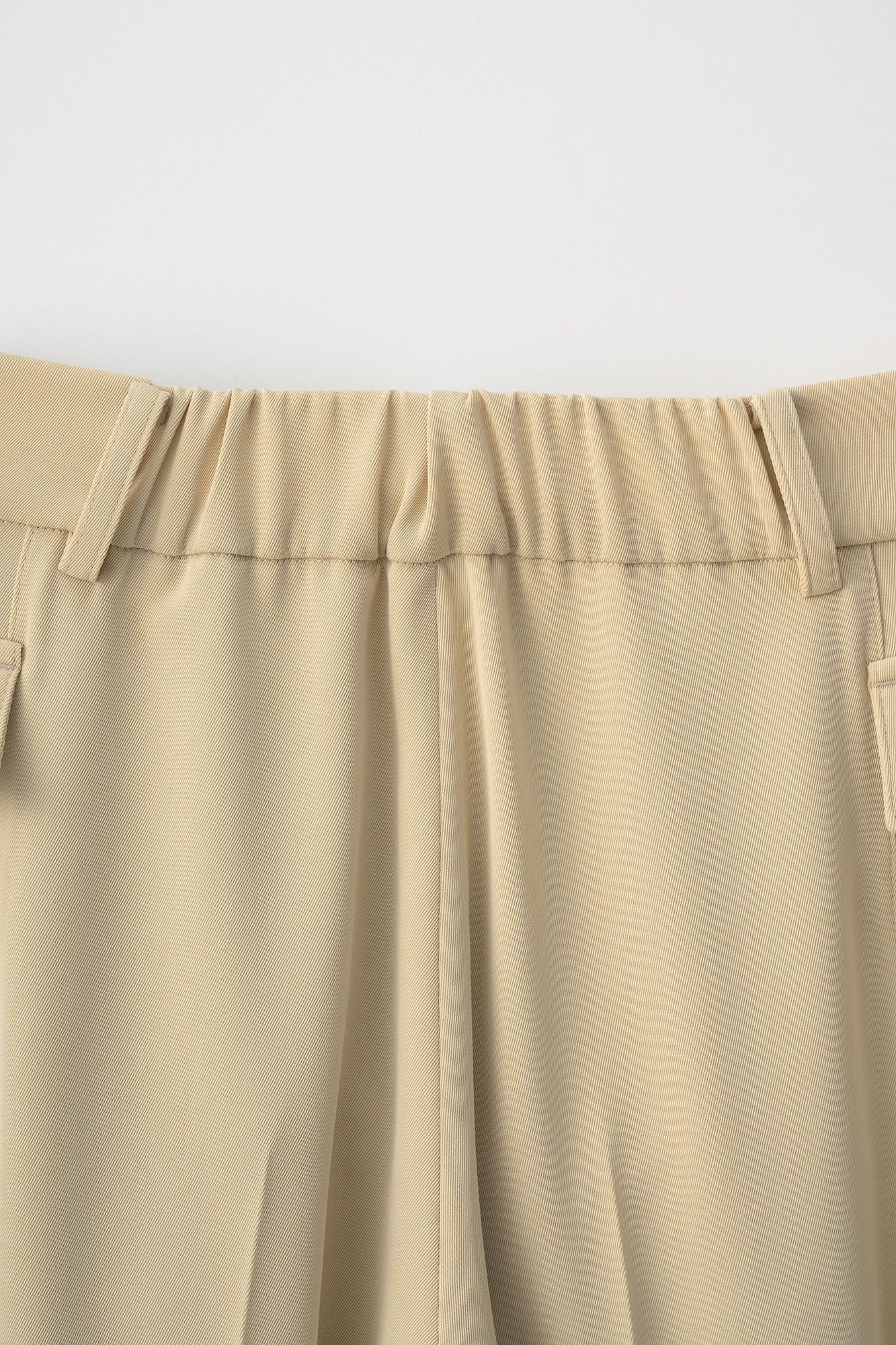 Patchwork embroidered slacks (Beige)