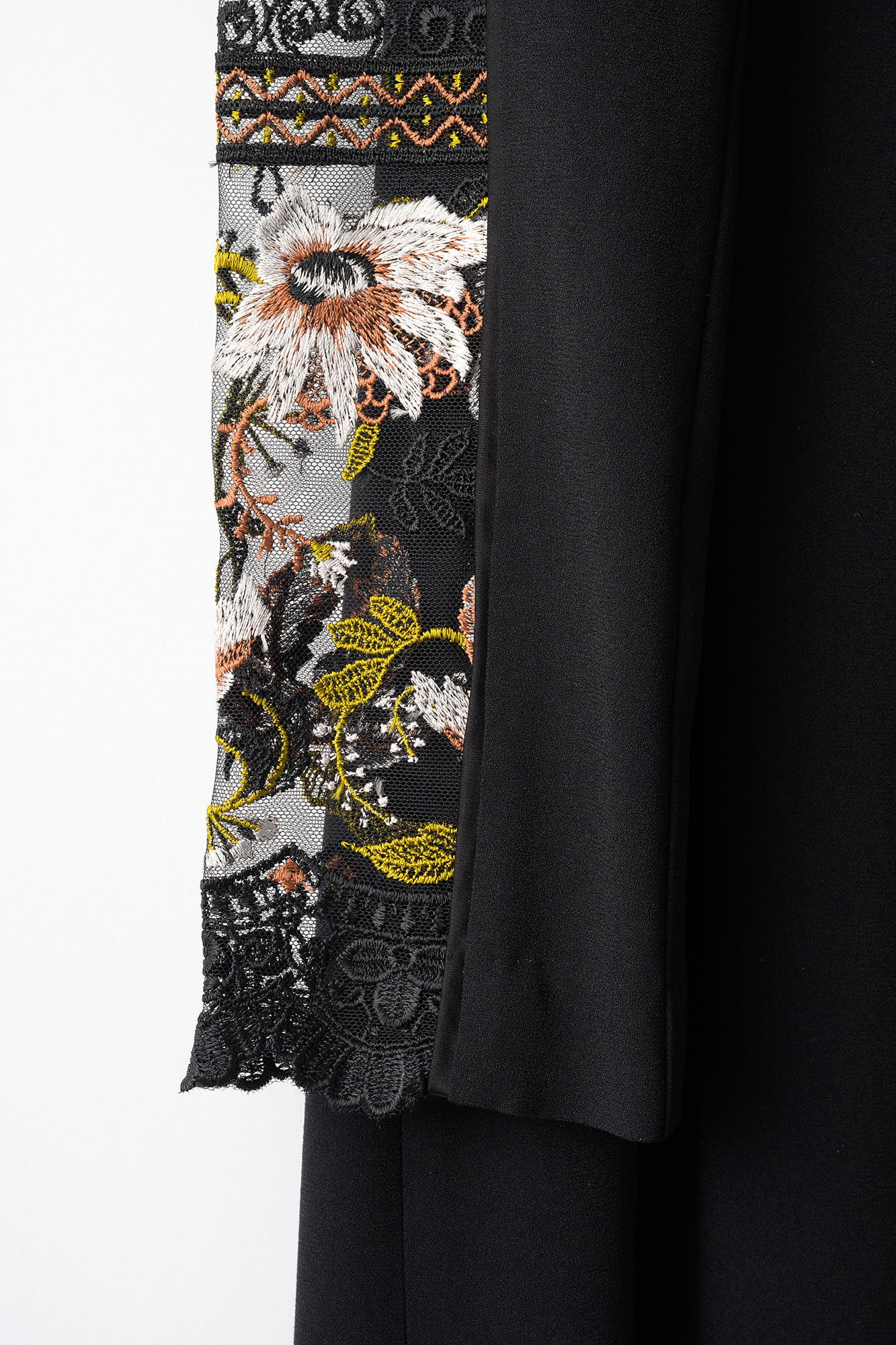 Petal collar lace dress (Black)