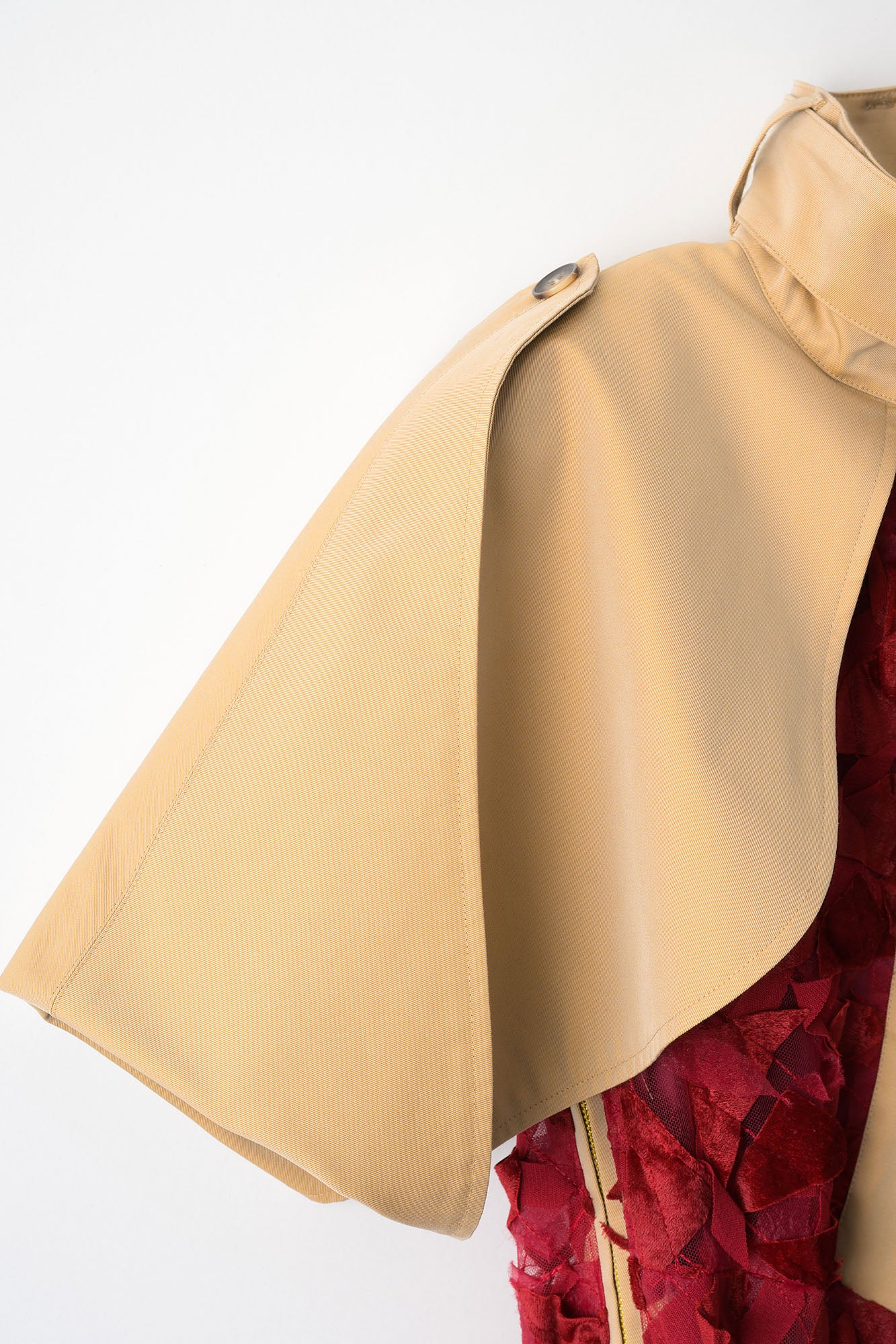 Petals carpet embroidered dress (Red)