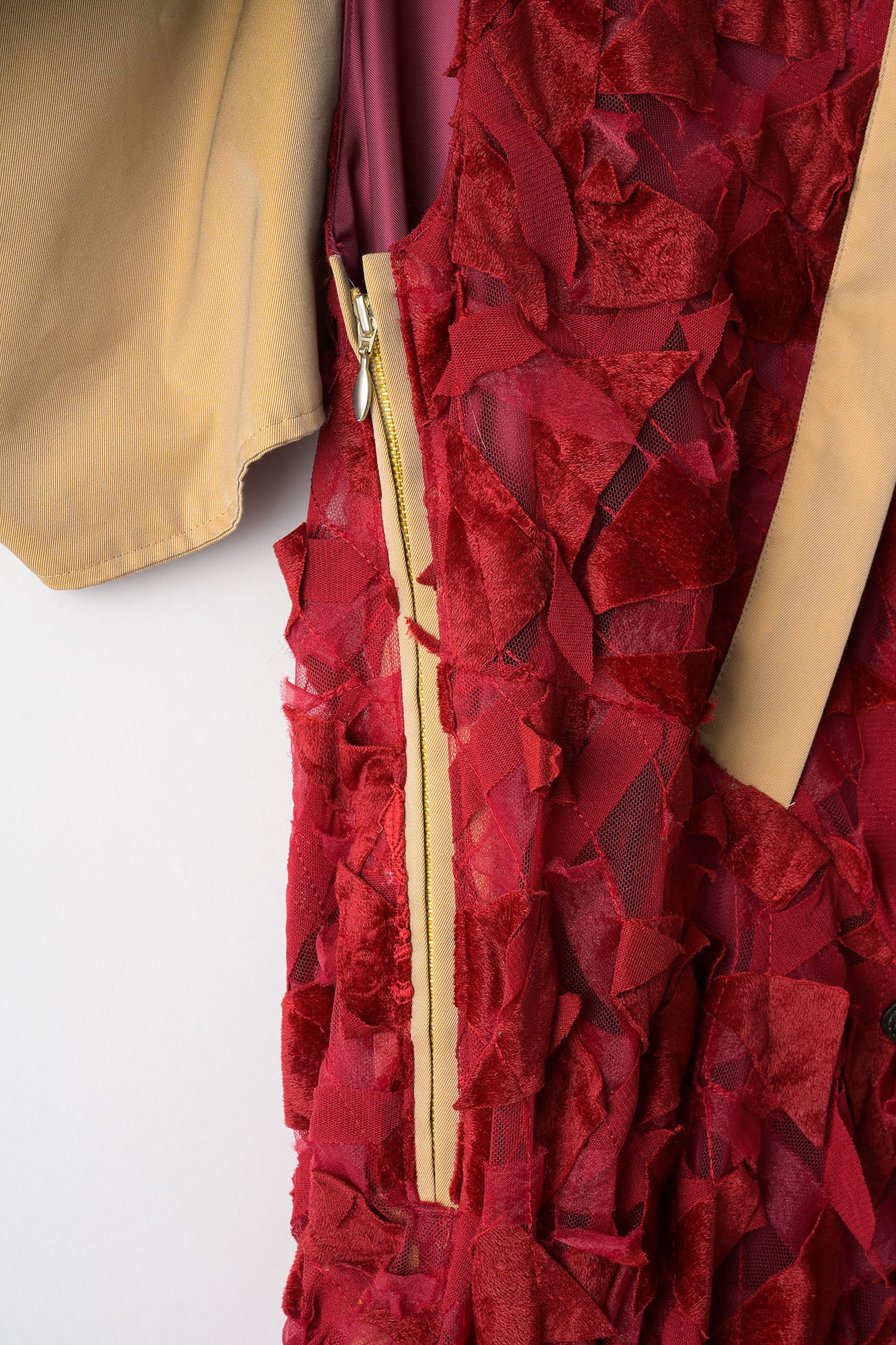 Petals carpet embroidered dress (Red)