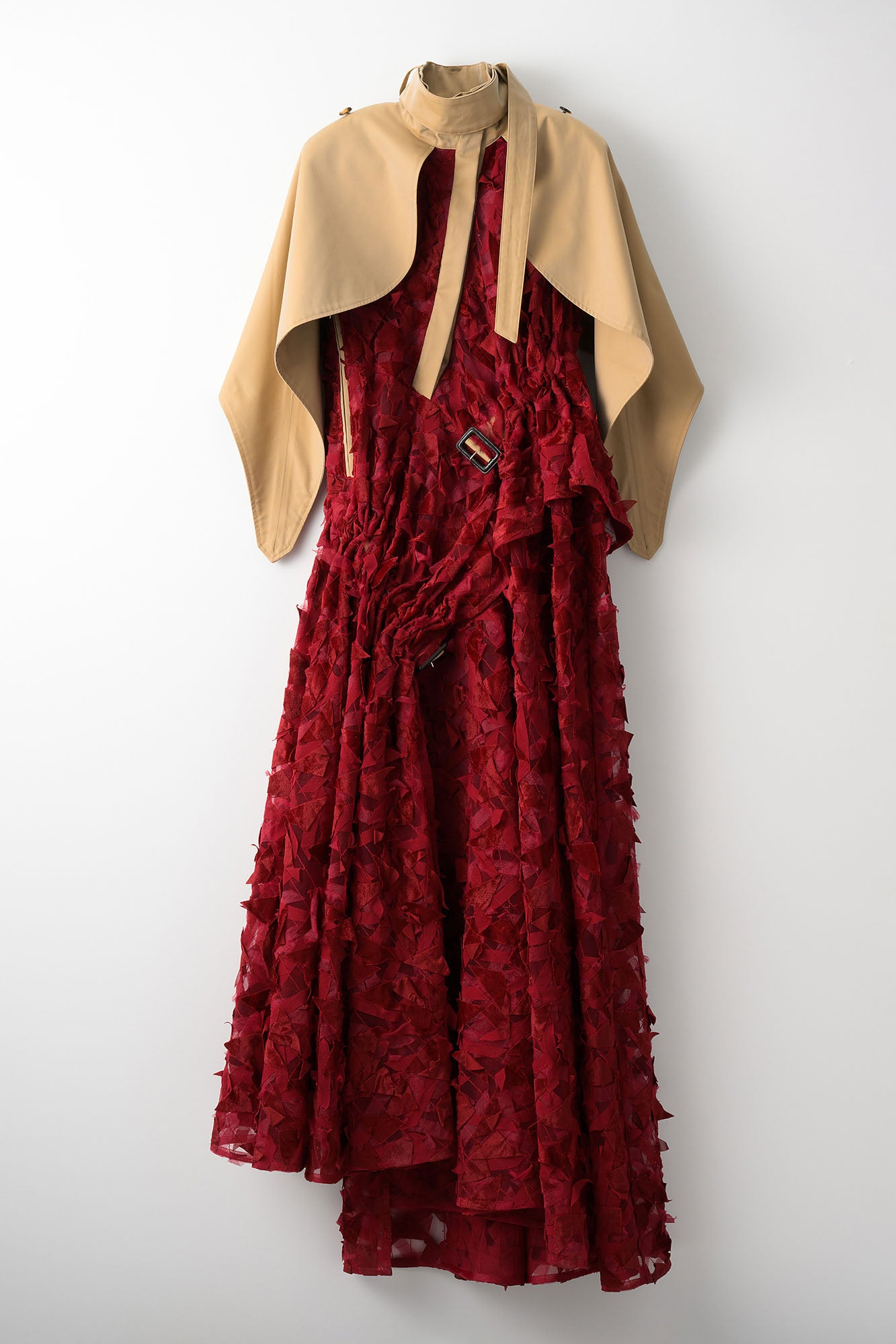 Petals carpet embroidered dress (Red)