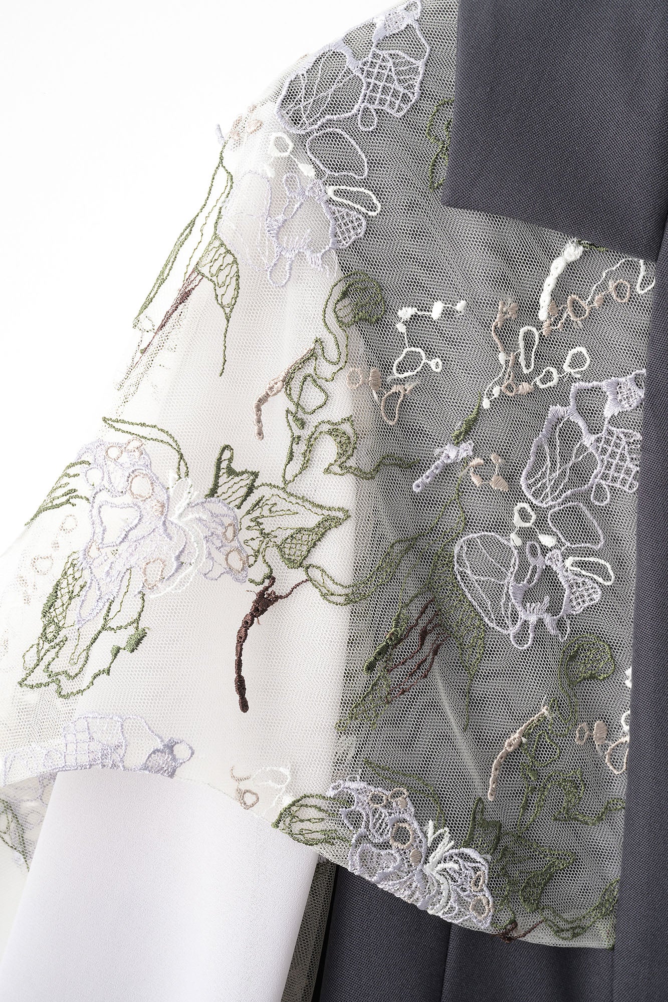 Tears flower lace dress (Gray)