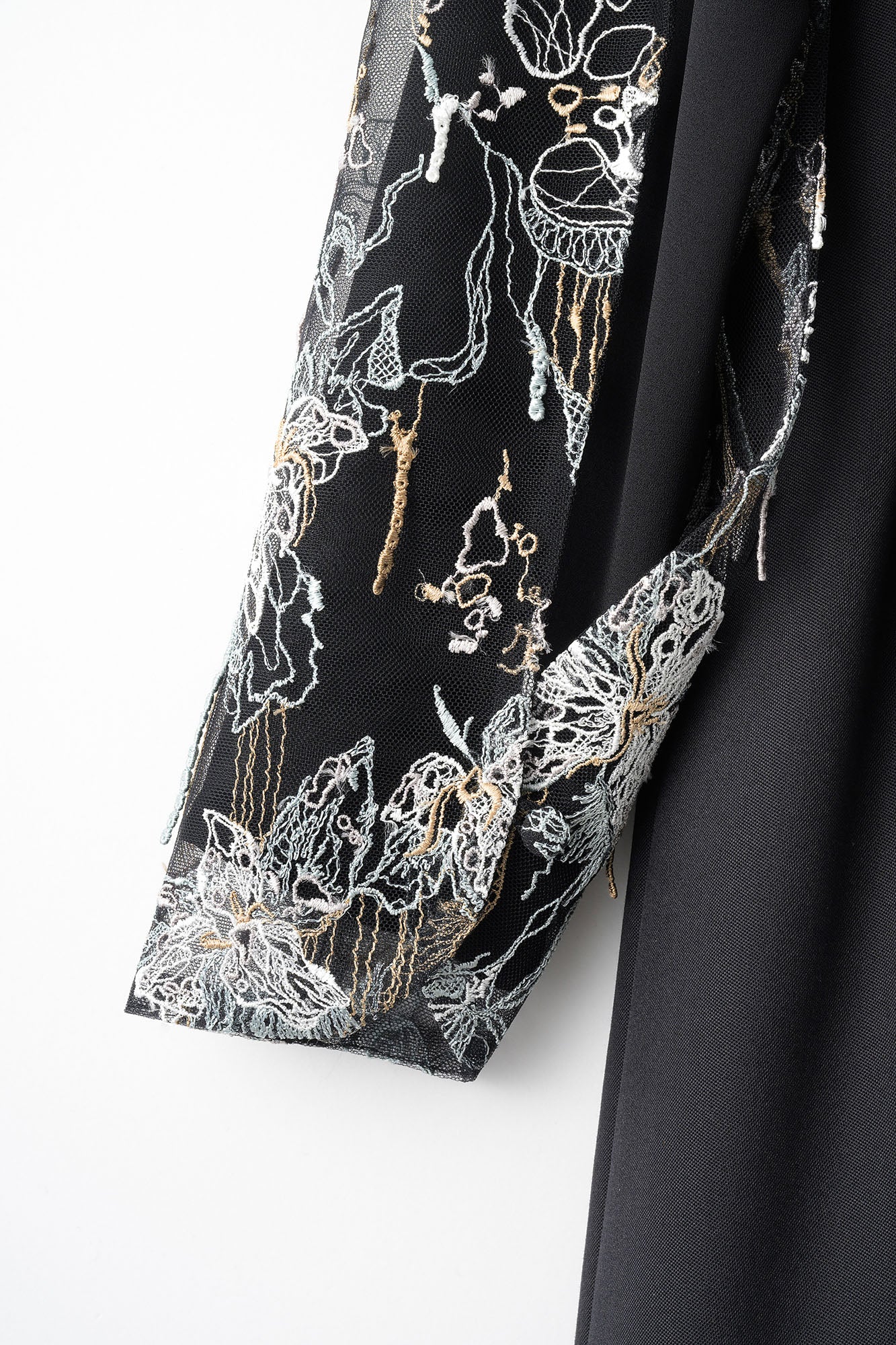 Tears flower lace dress (Black)