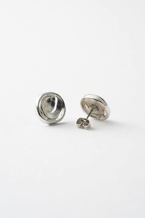 Crack button pierced earring (Silver)