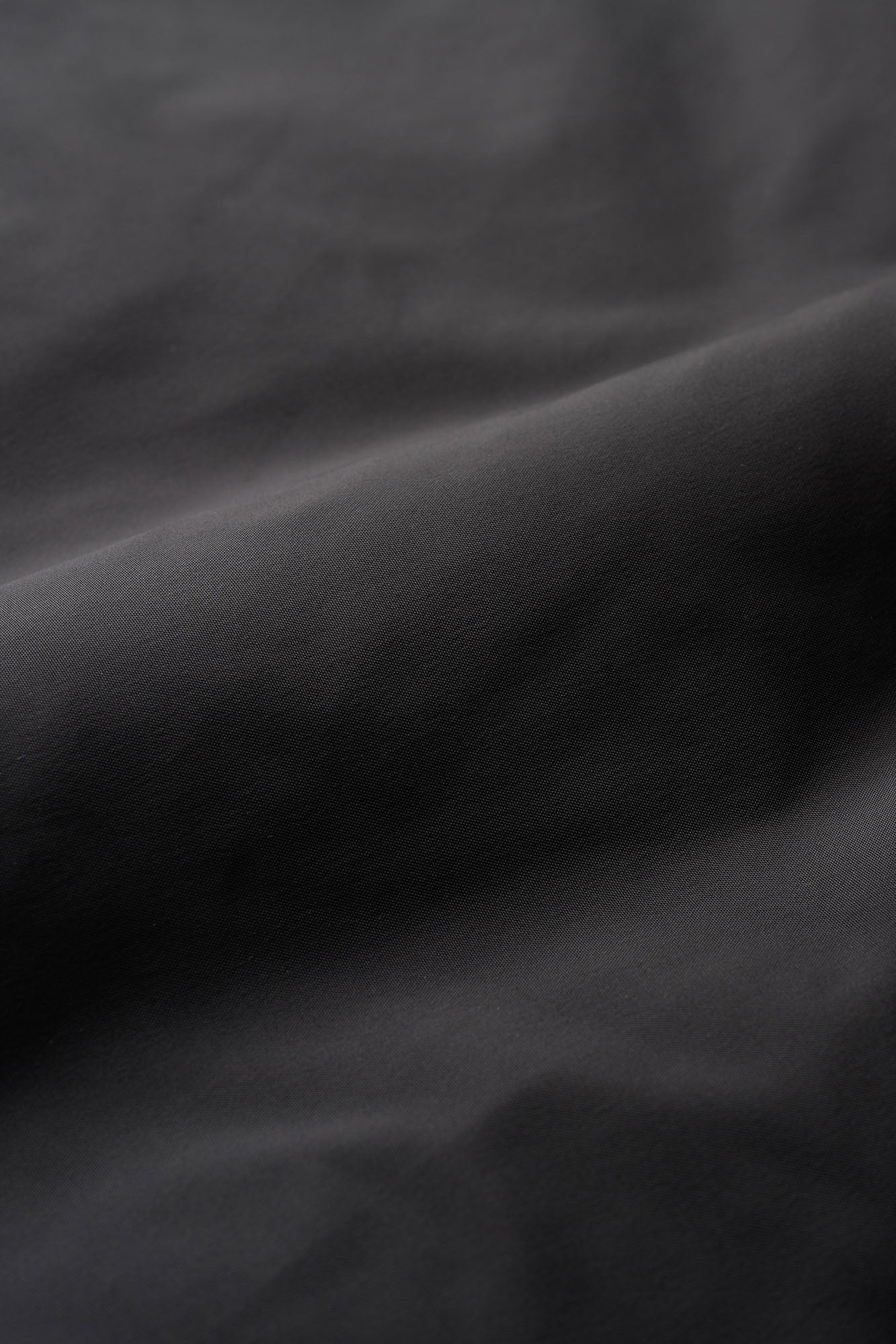 Trillium embroidered bag (Black)