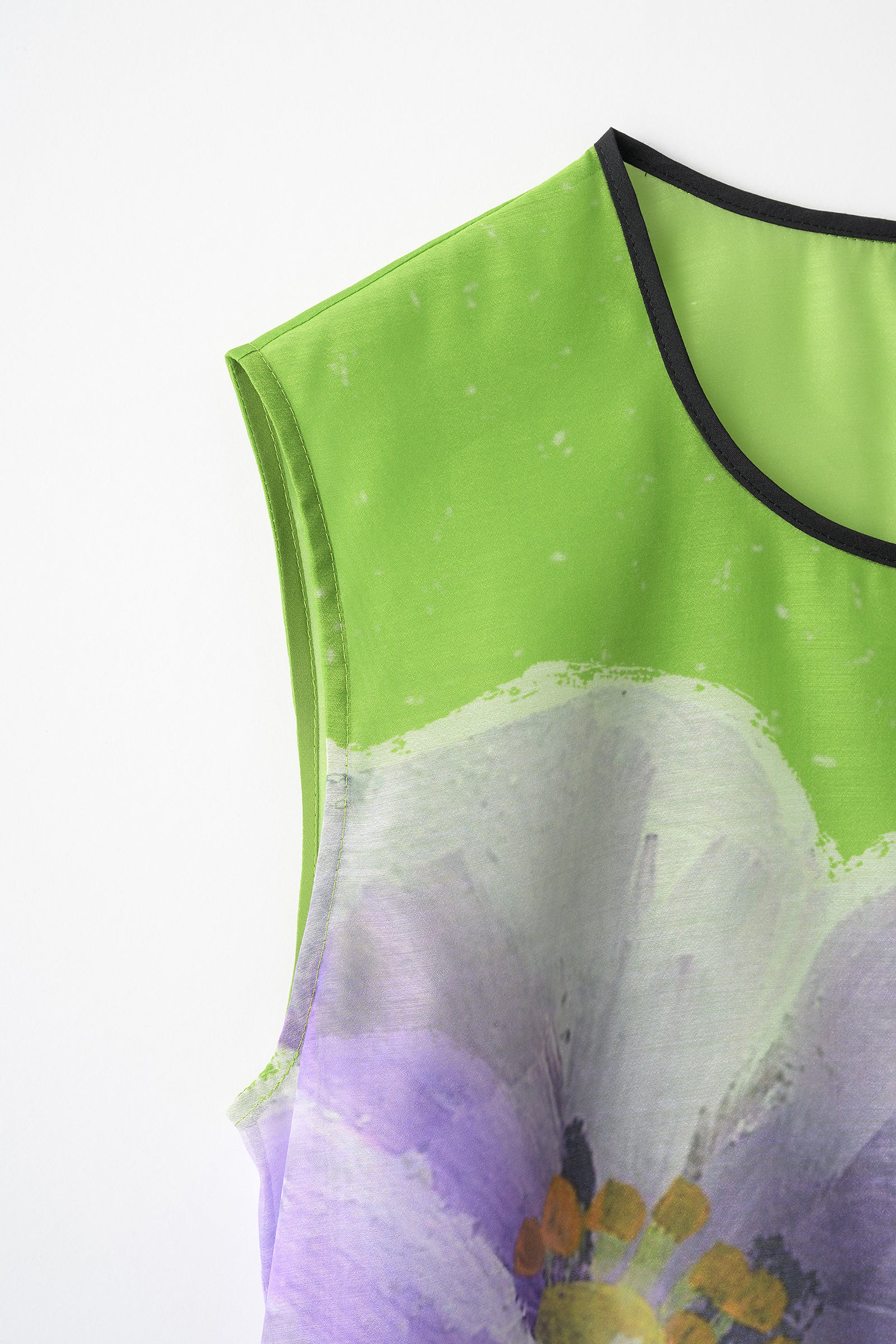 "Poppy" drawing tops (Light green)