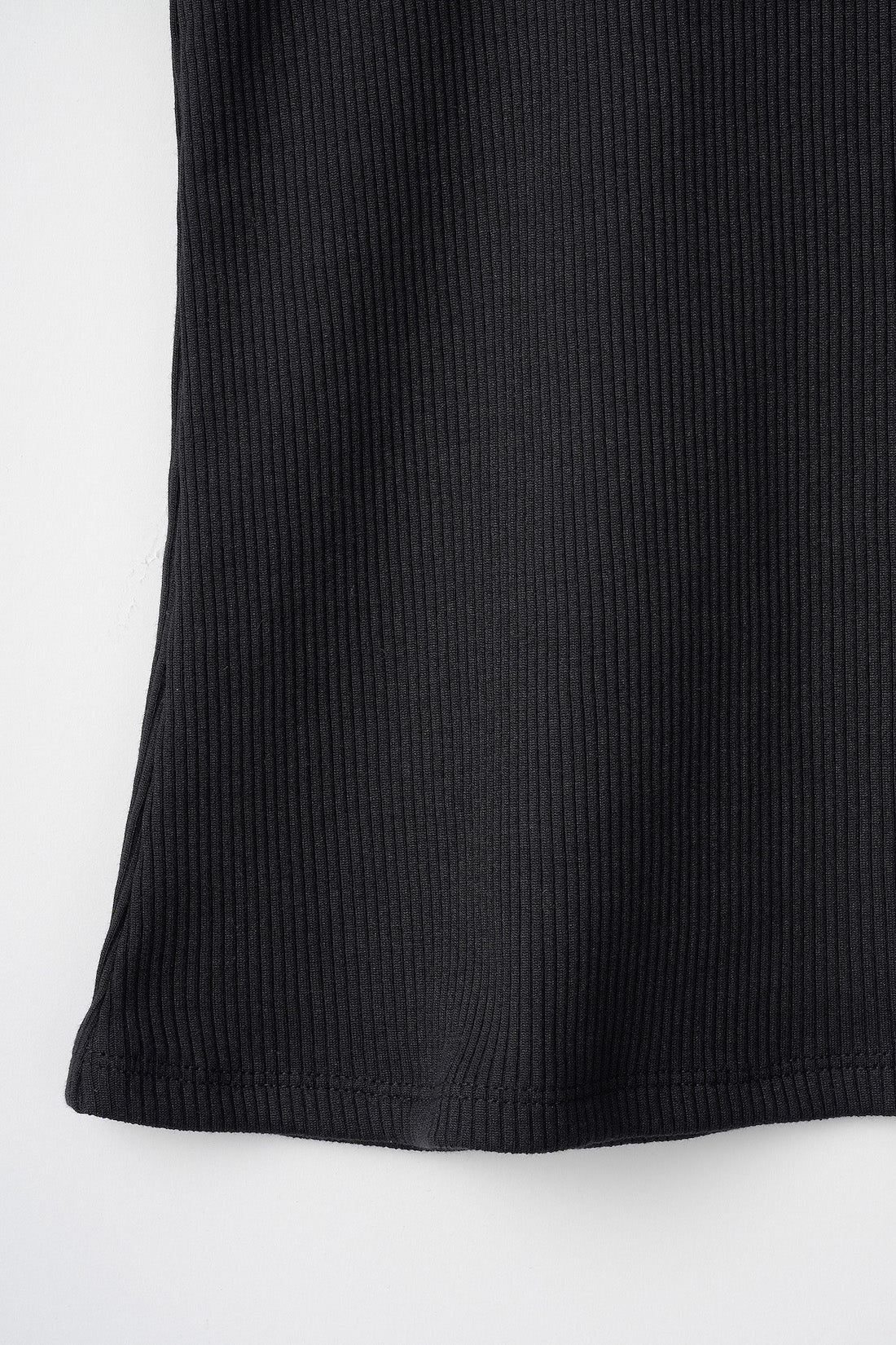 Ivy halfsleeve tops (Black)