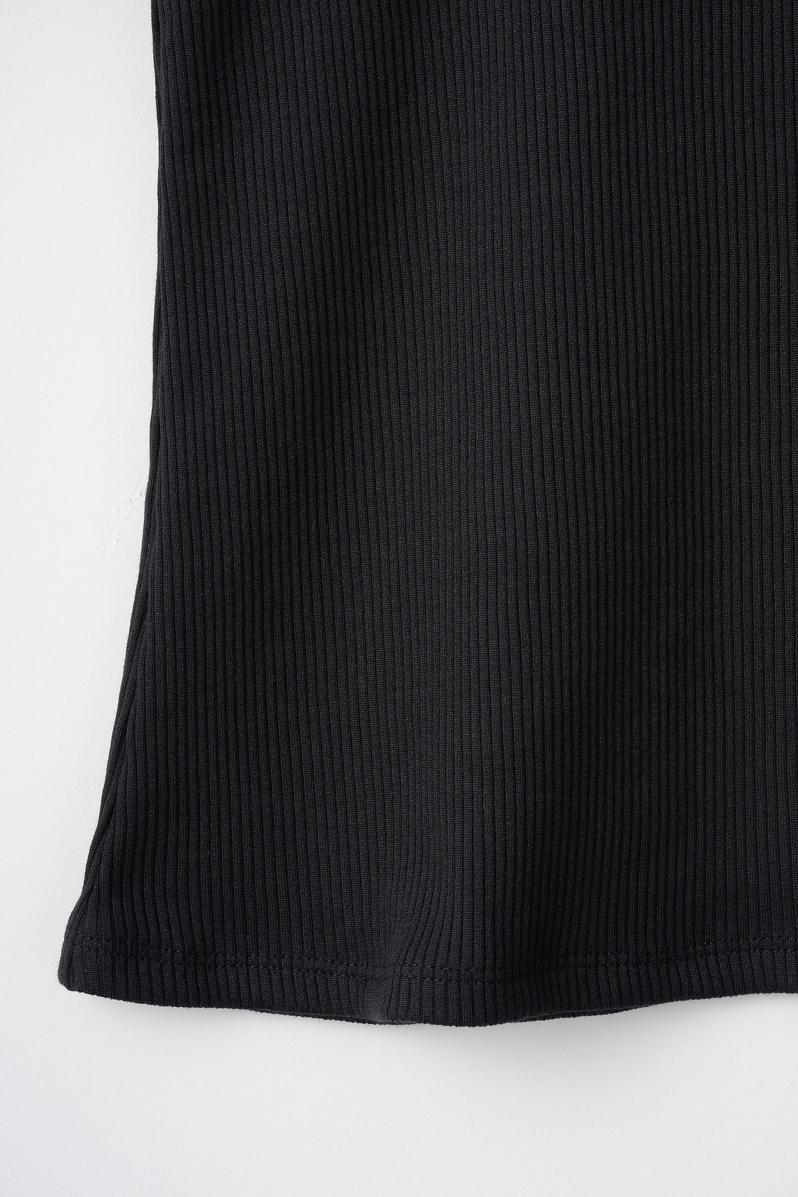 Ivy halfsleeve tops (Black)