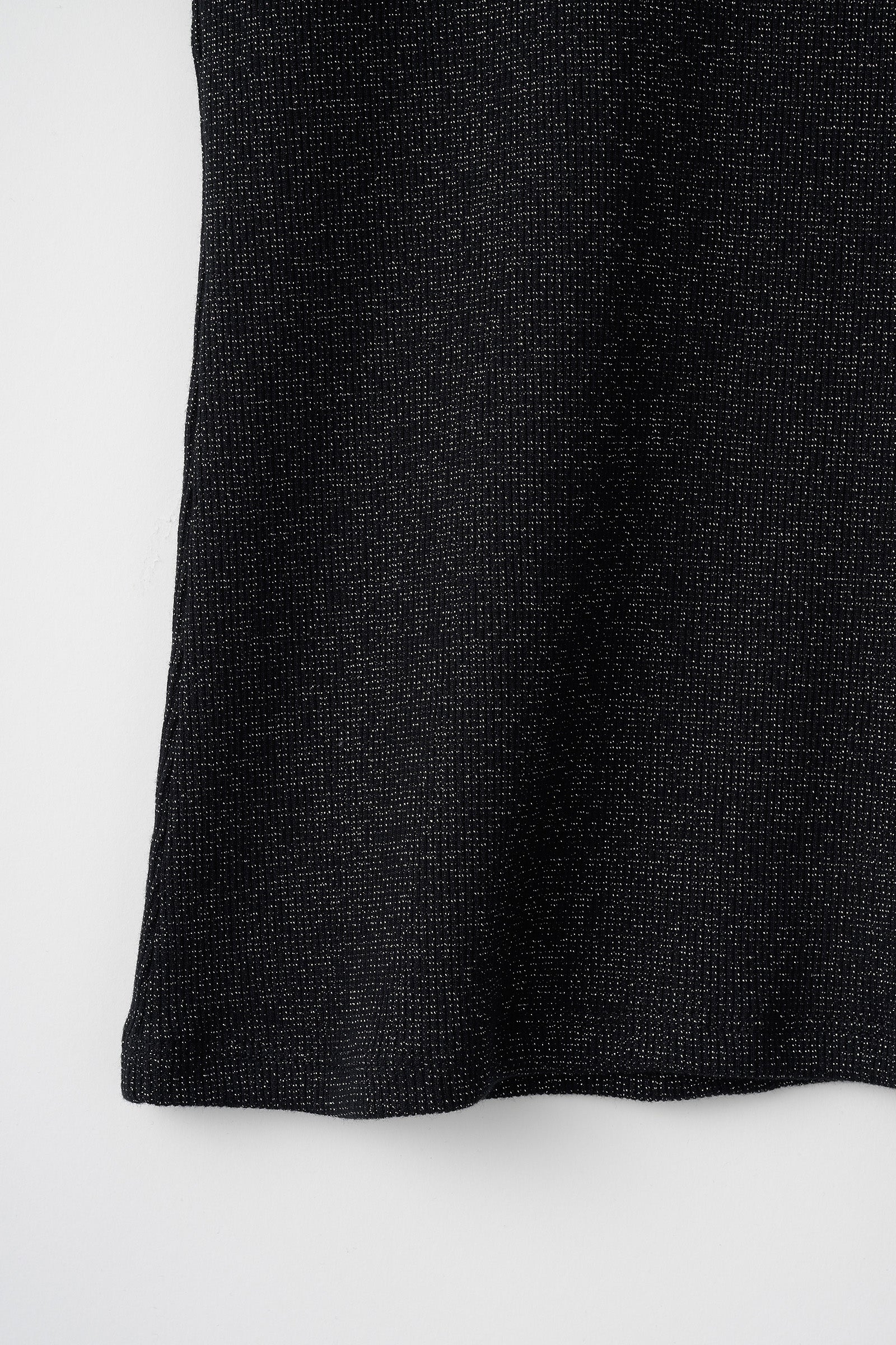 Glitter ivy halfsleeve tops (Black)