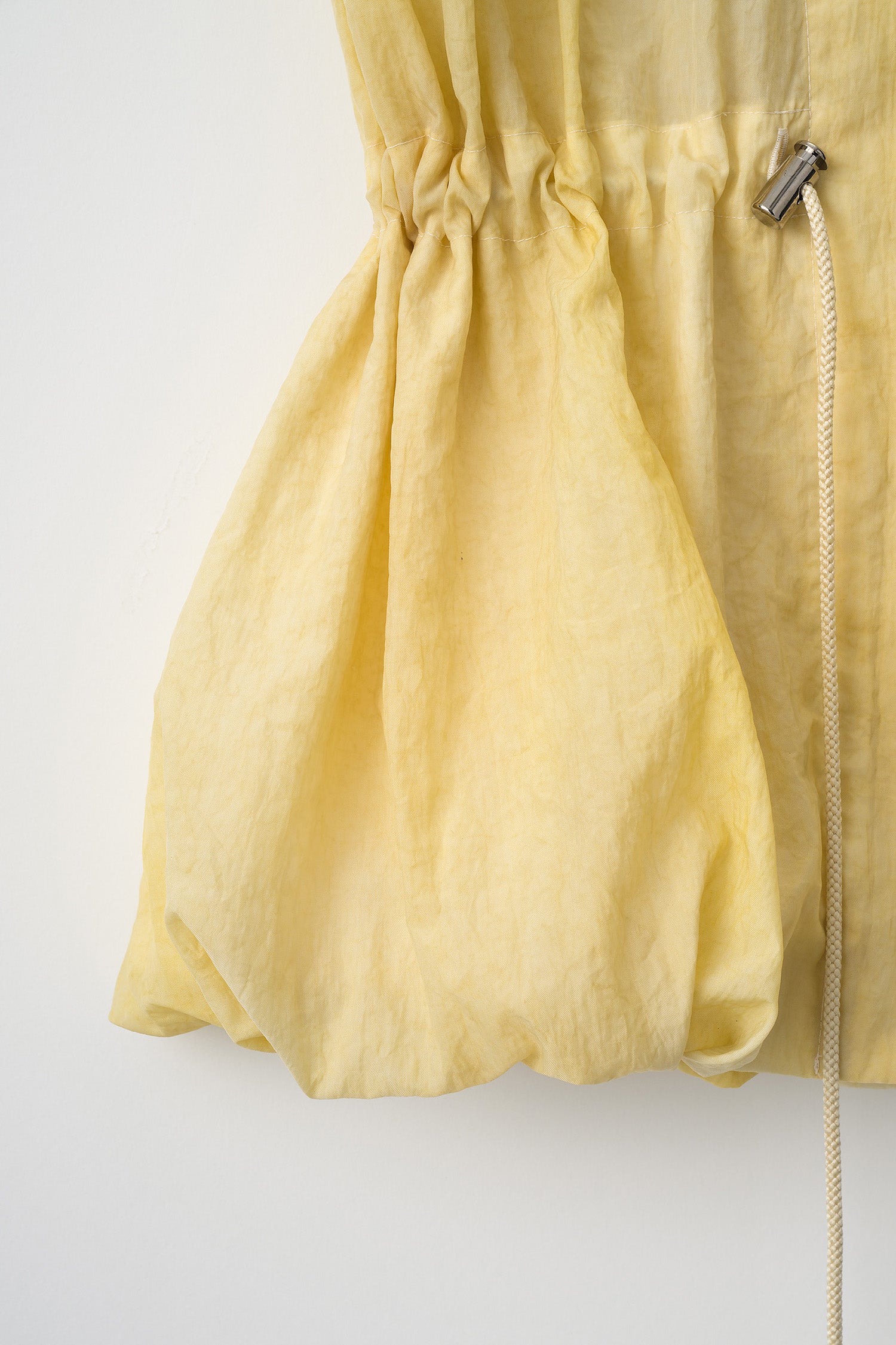 Radiance sleeveless tops (Yellow)