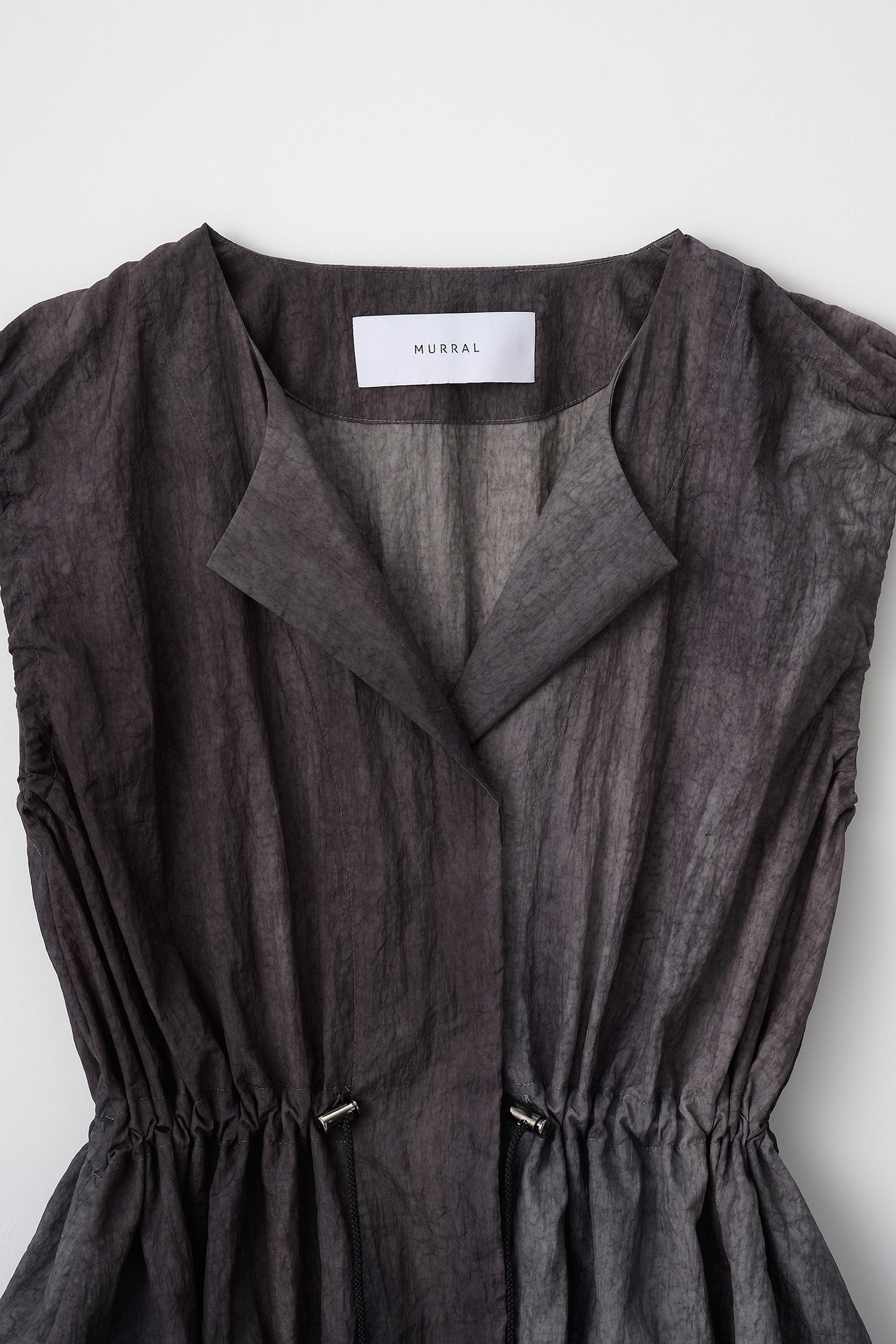 Radiance sleeveless tops (Black)