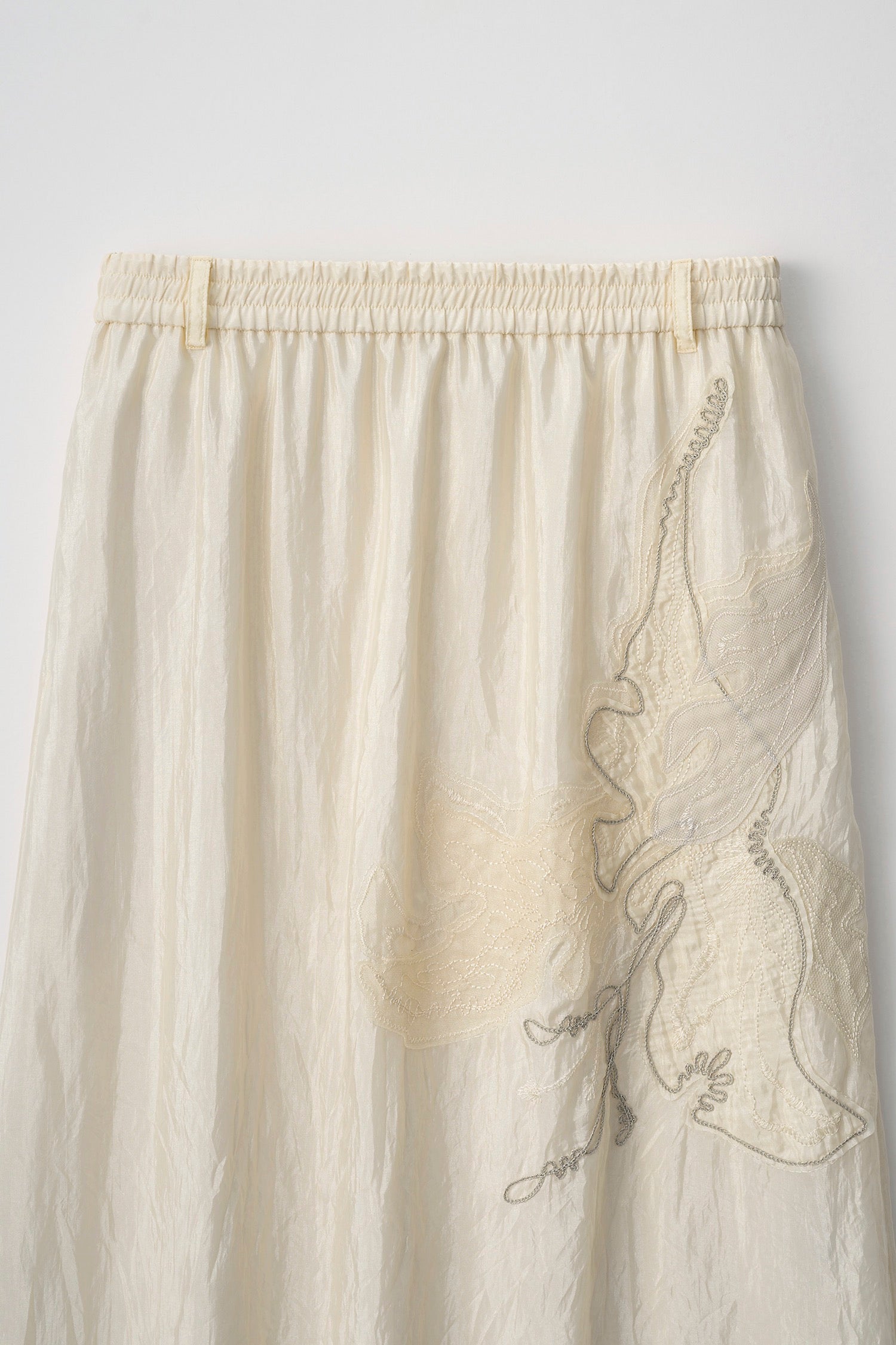 Flutter patchwork embroidered skirt (White)