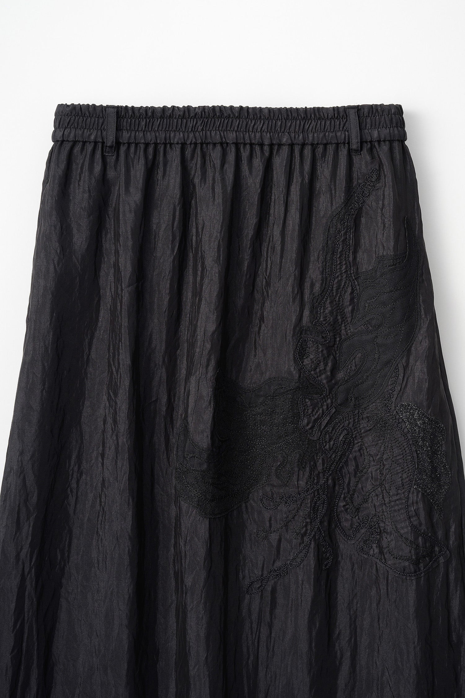 Flutter patchwork embroidered skirt (Black)