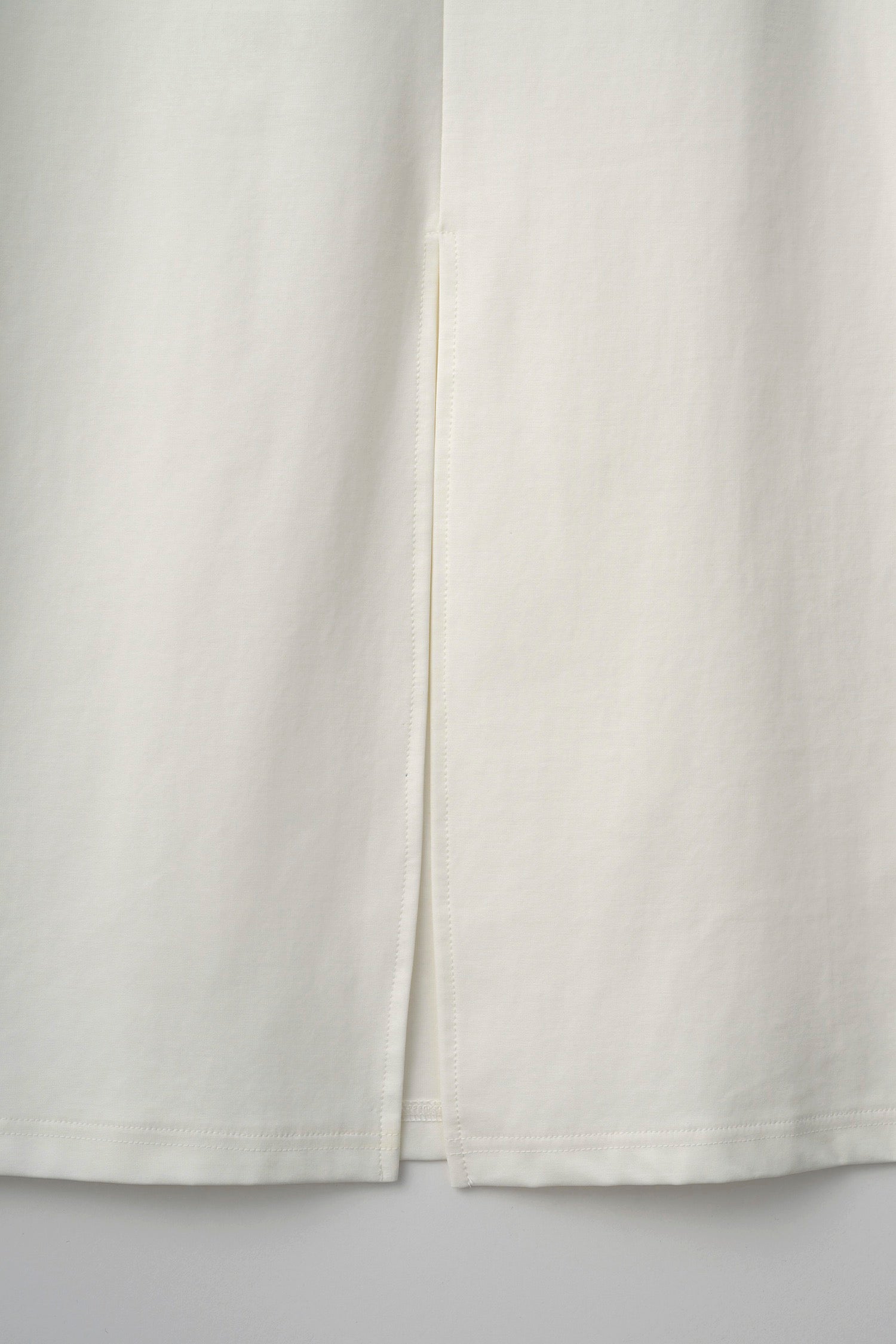 Flutter patchwork embroidered dress (White)