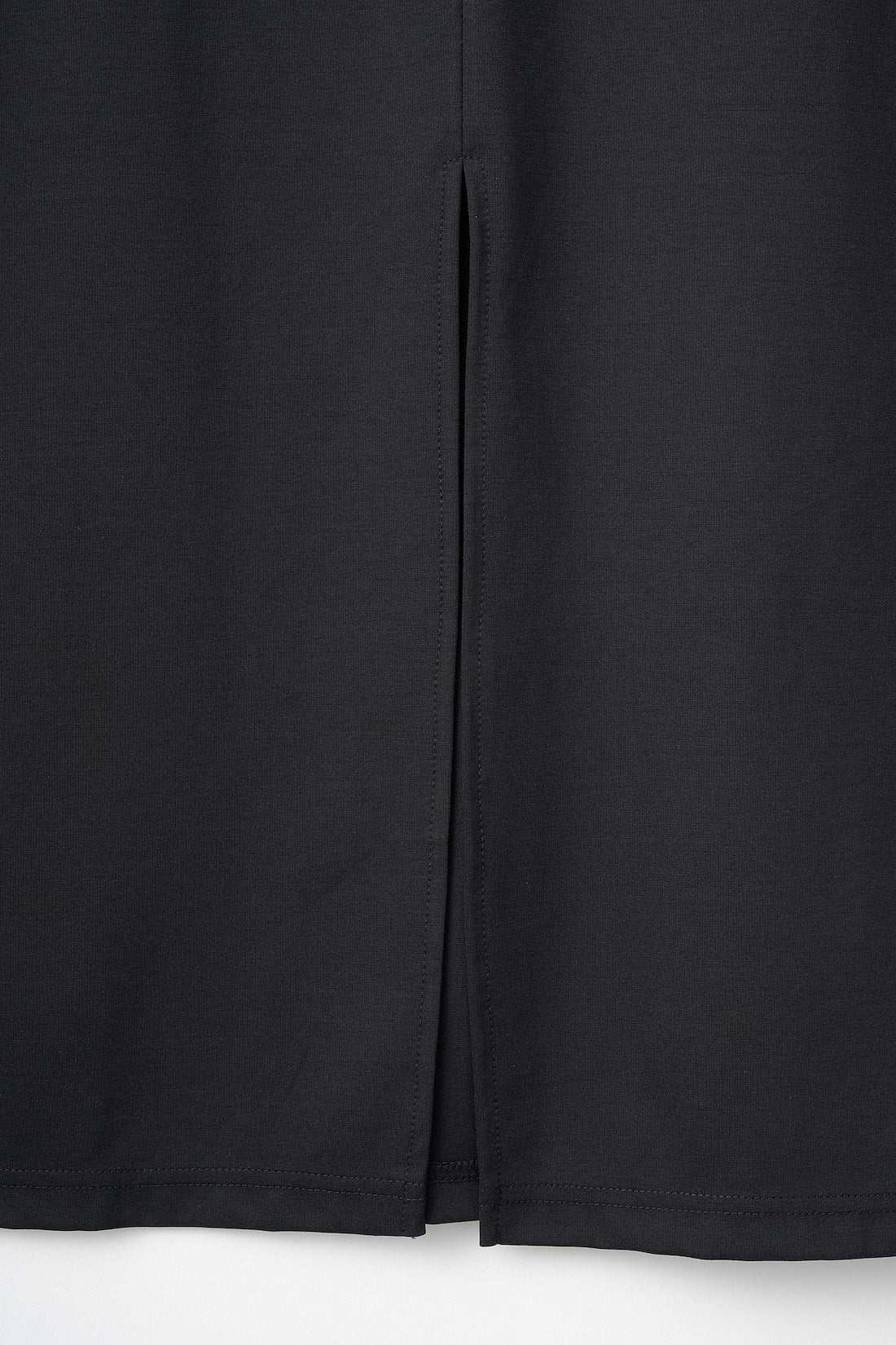 Flutter patchwork embroidered dress (Black)